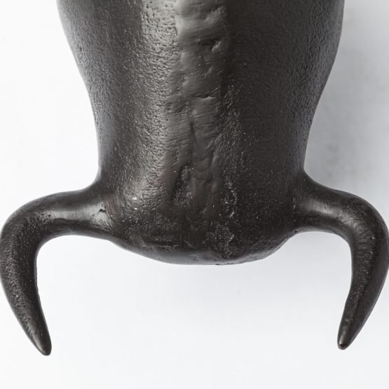 Tauro II 9L x 4W Black Cast Aluminum Raging Bull - Image 3