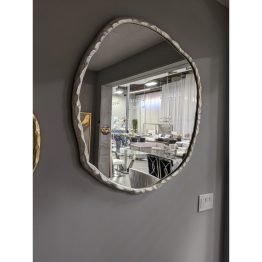 102180_lg.jpg 102180_lg.jpg