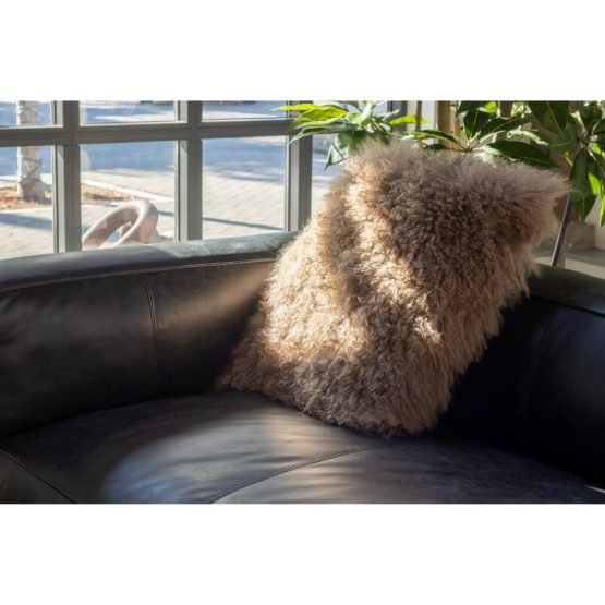 LAMB FUR PILLOW LARGE NATURAL - Image 3