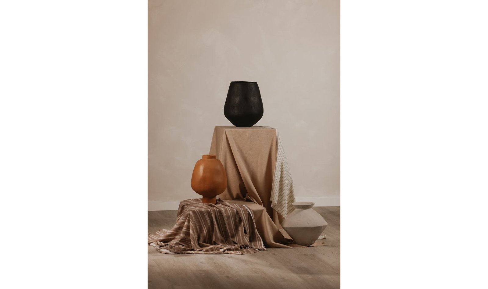 OMA DECORATIVE VESSEL BEIGE - Image 5