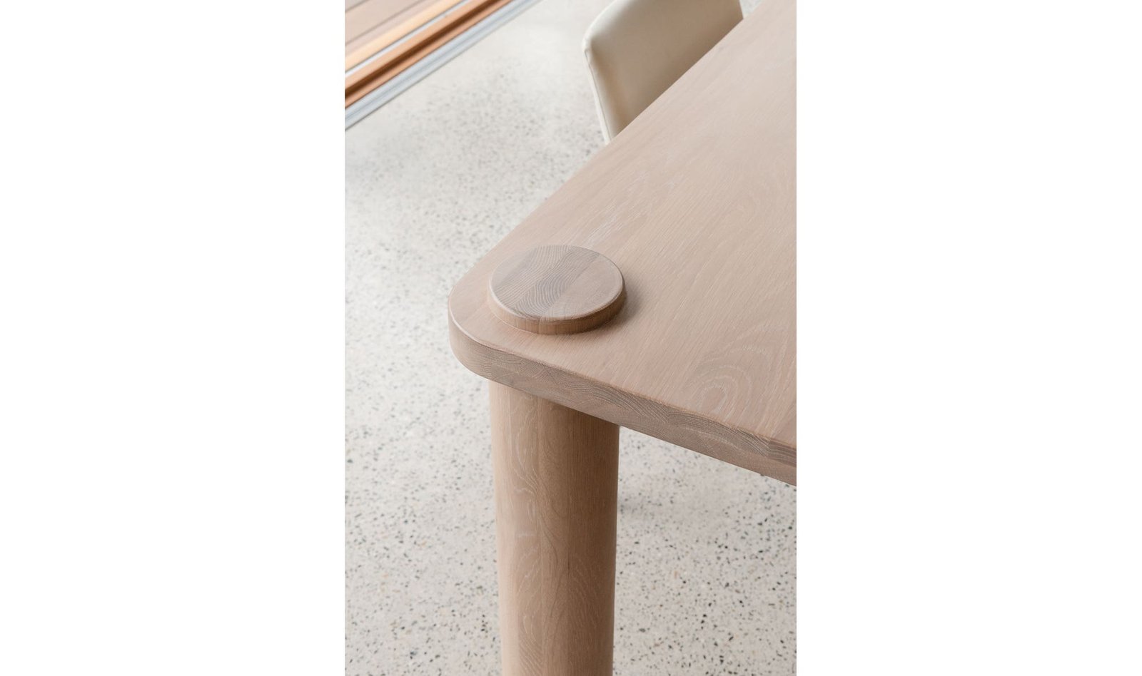 CENTURY DINING TABLE NATURAL - Image 3