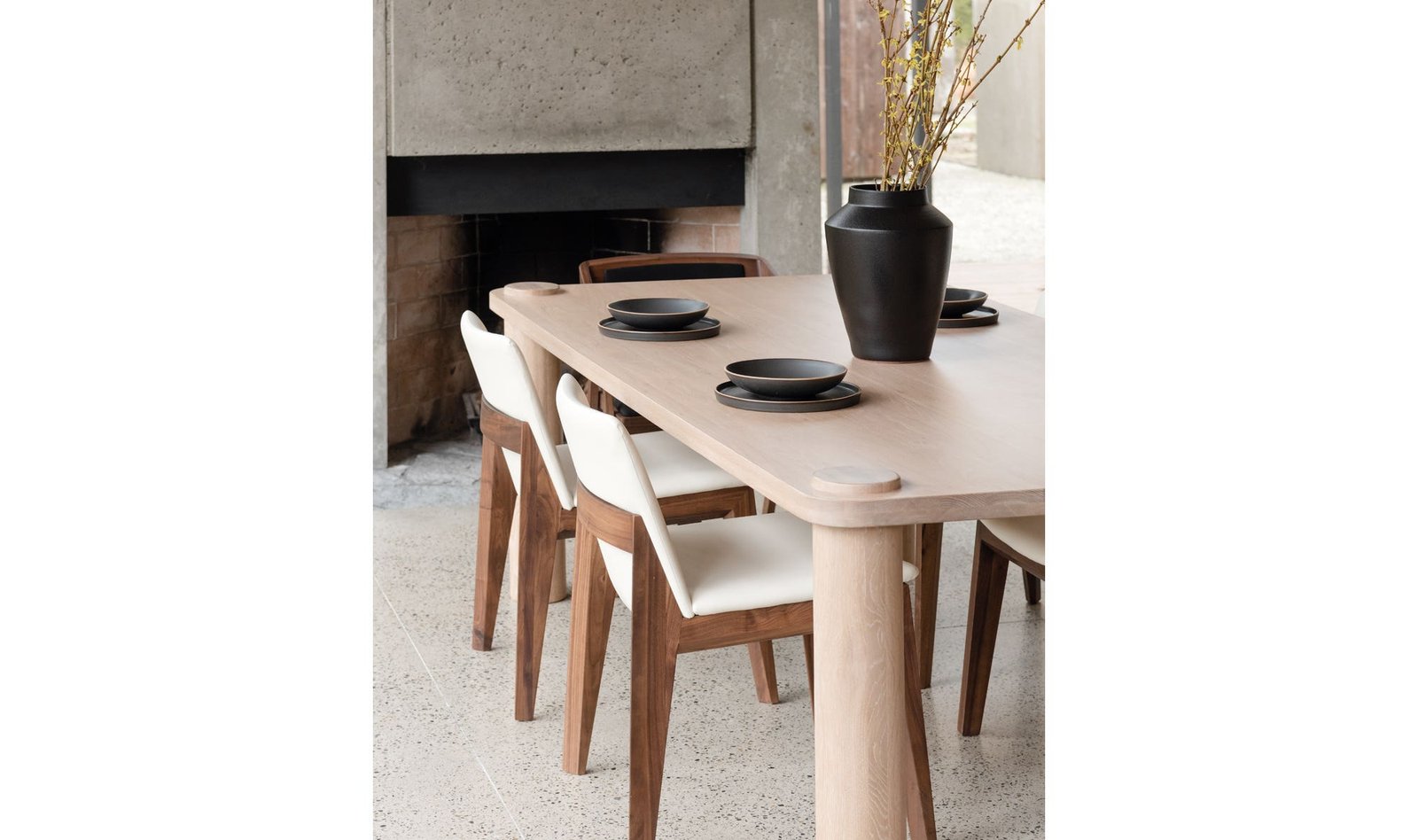 CENTURY DINING TABLE NATURAL - Image 4