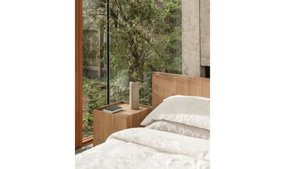 PLANK KING BED NATURAL - Image 3