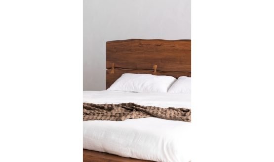 MADAGASCAR PLATFORM BED KING BROWN - Image 3