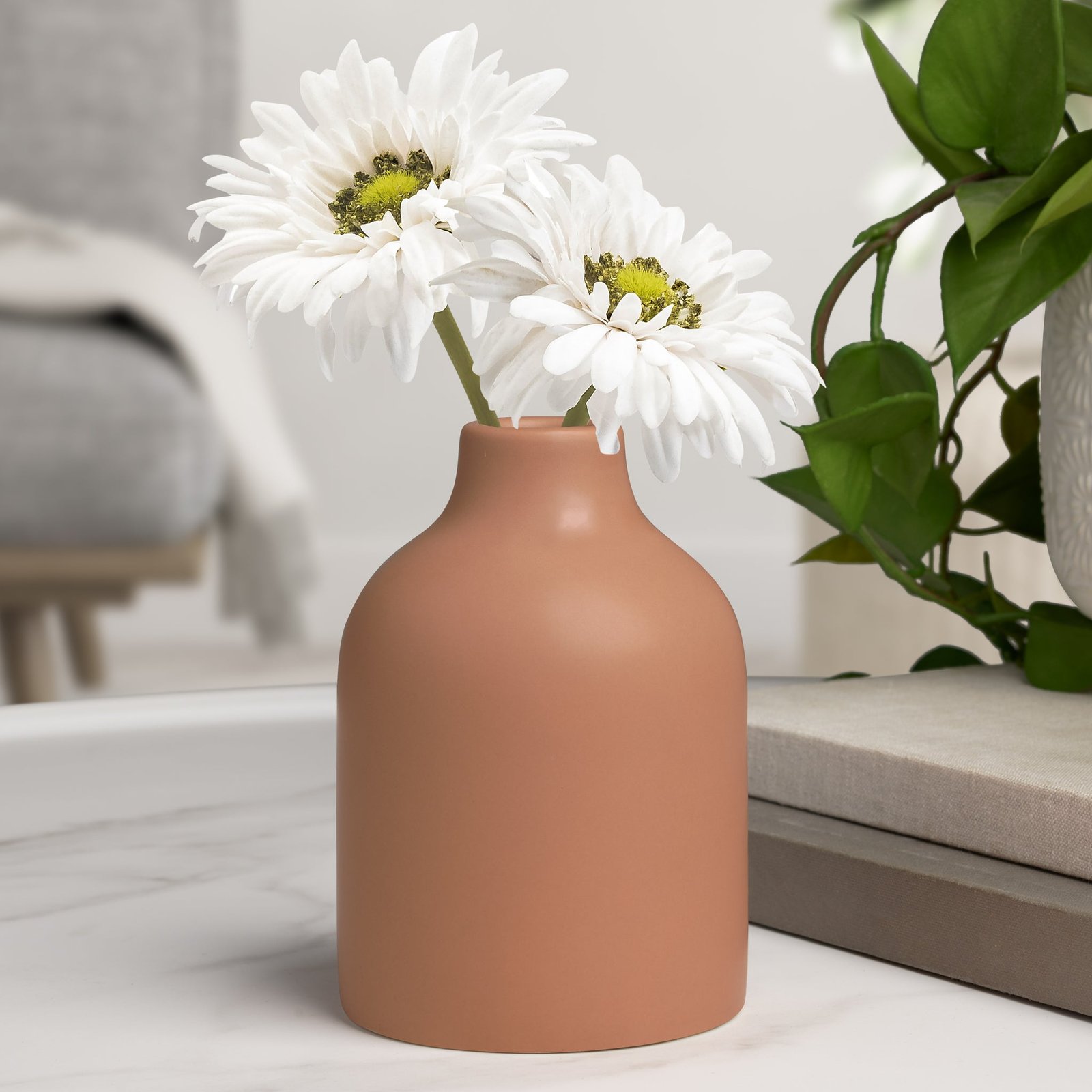 Komi 5.5h" Ceramic Bottle Vase - Terracotta - Image 5