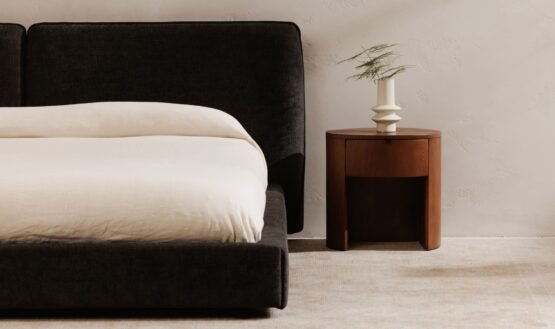 ZEPPELIN QUEEN BED HEATHER BLACK - Image 3