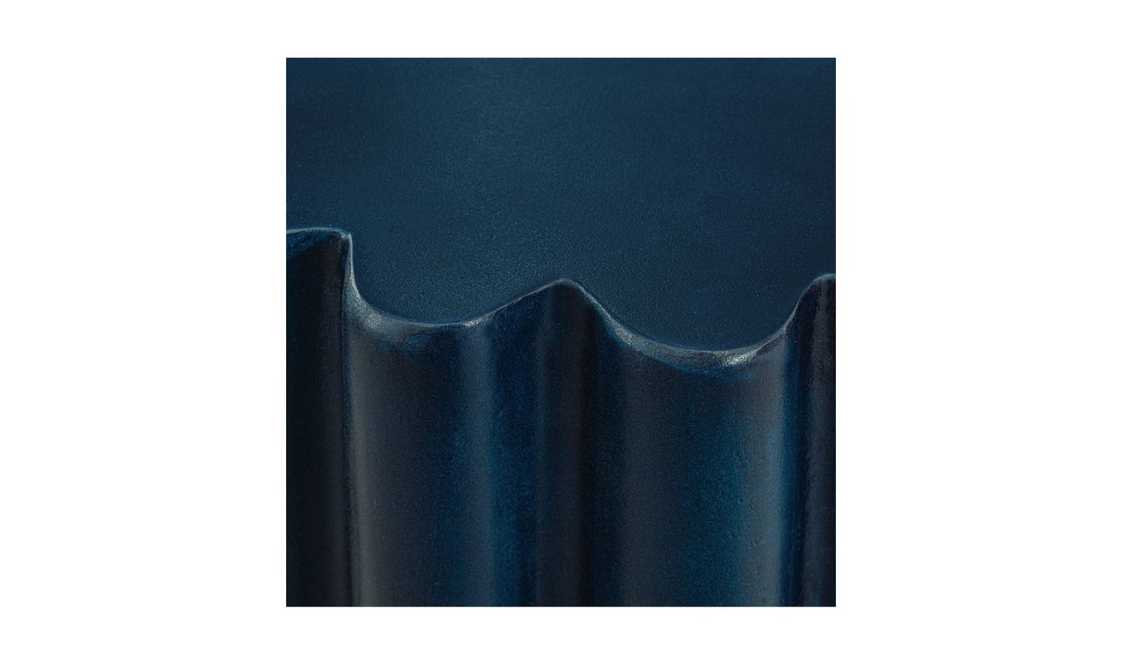 TAFFY ACCENT TABLE NAVY BLUE WHITE - Image 3