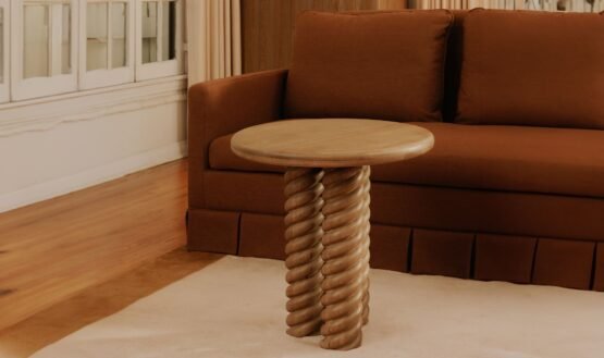 TRECCIA SIDE TABLE OAK - Image 4