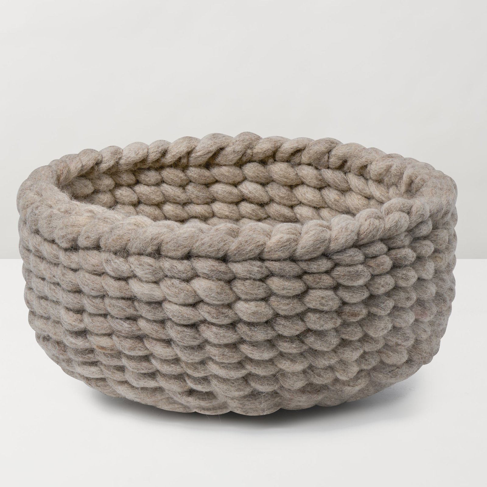 MODWOOL Woven 10 Inch Diameter Basket - Brown - Image 8