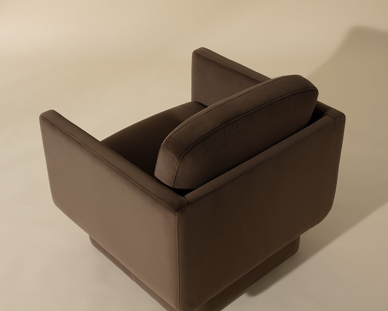 Everton Armchair Meg Dark Brown - Image 4