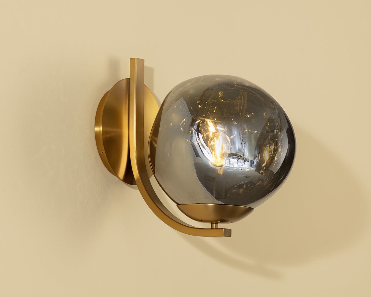 Dionis Sconce Grey - Image 4