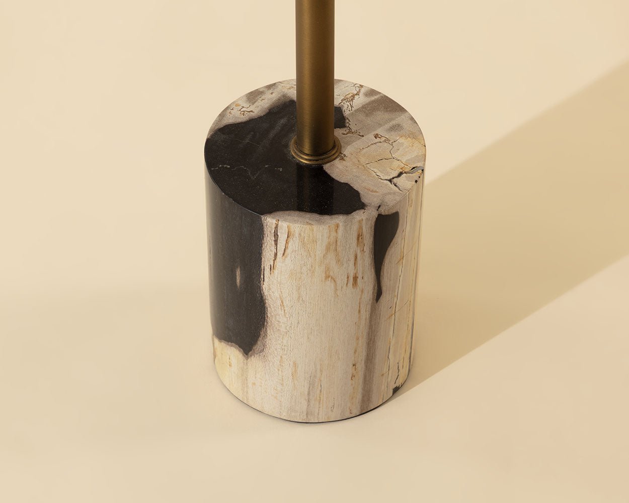 Mogun End Table Black - Image 3
