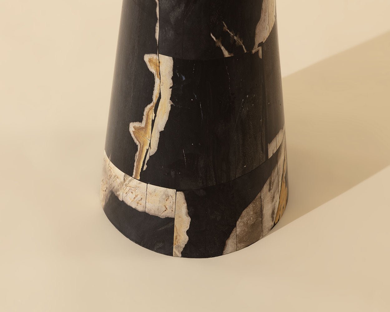 Vajra End Table Black - Image 5