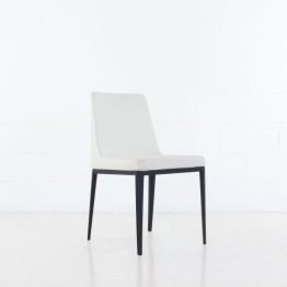 avenue-chair-white-leatherette-asdasdadiagonal.jpg